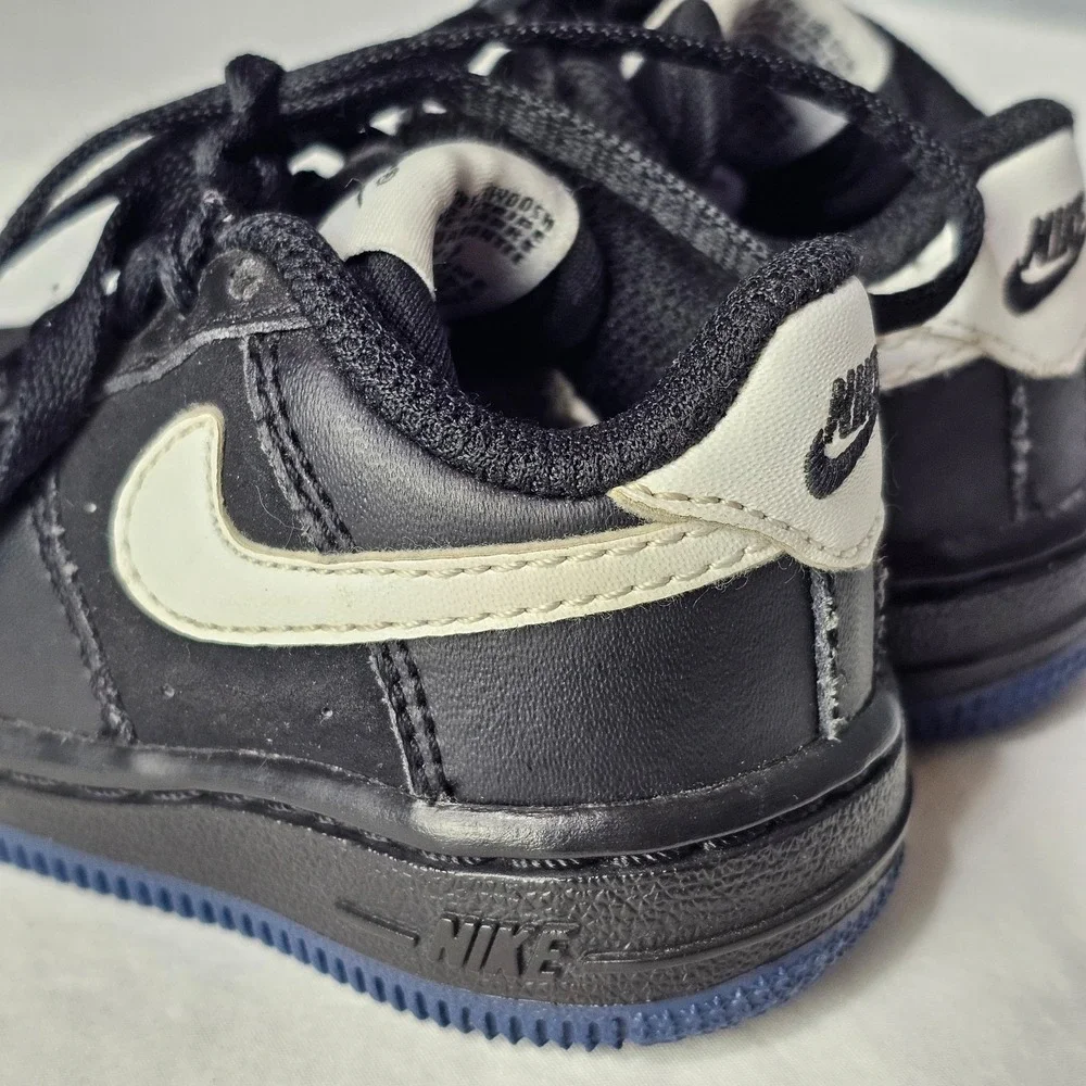 Nike toddler shoes - Picture 4 of 8